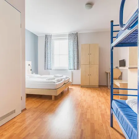 Hotel A&o Dom