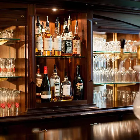 The Ascot Keulen