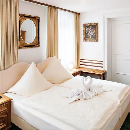 Weber Hotel Cologne