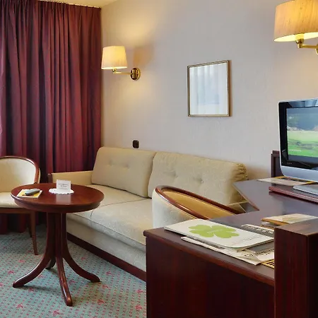 Imperial Hotel 4*