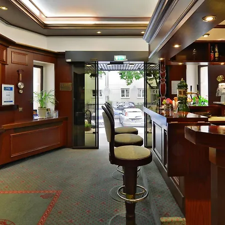 Imperial 4*