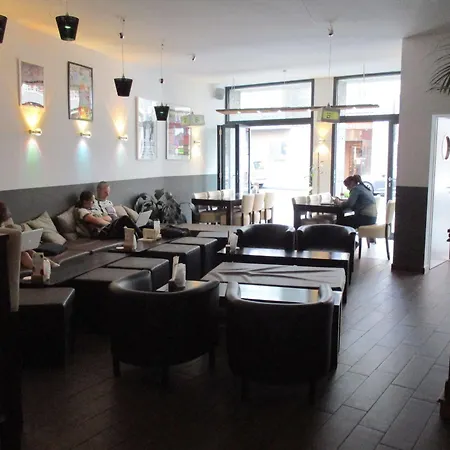 Station - For Backpackers * Cologne