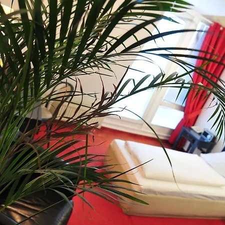 Cerano Am Dom Hotel 3*