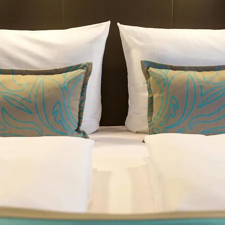 Hotel One Koeln-waidmarkt