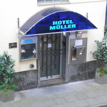 Hotel Mueller 3*