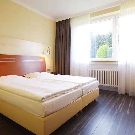 Hotel Garten-hotel Ponick 3*