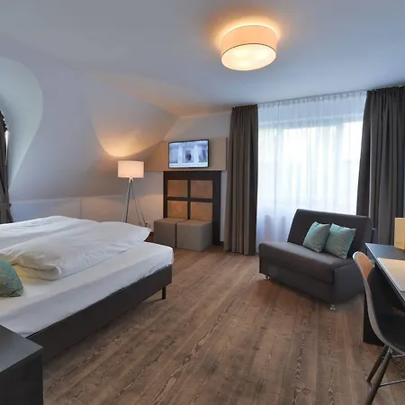 Hotel Uhu Gaestehaus Superior