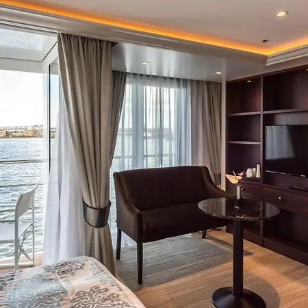Botel Hotelships Holland - Ms Charles Dickens Cologne