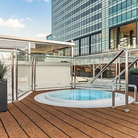 Botel Hotelships Holland - Ms Charles Dickens 5*