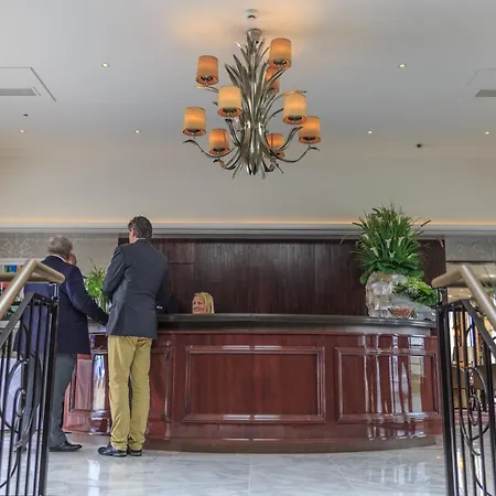 Hotelships Holland - Ms Charles Dickens Botel 5*