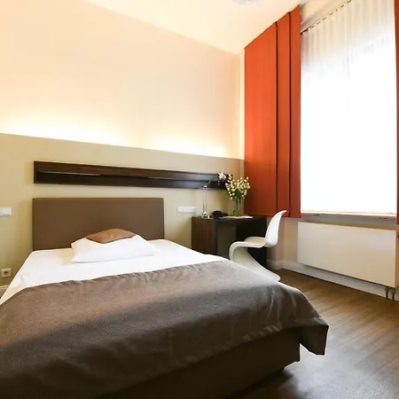 Casa 3*
