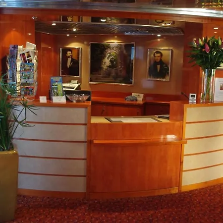 Botel Ms Select Bellejour -