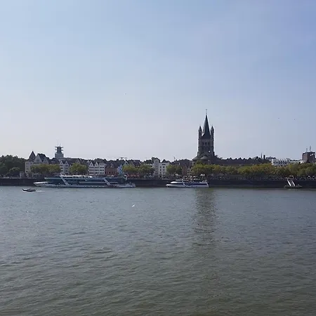 Altstadthotel Hayk Am Rhein Hotel Cologne