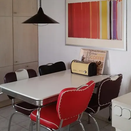 Haus Am Rhein Holiday home Cologne