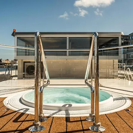 Bateau-hôtel Hotelships Holland - Ms Charles Dickens Cologne