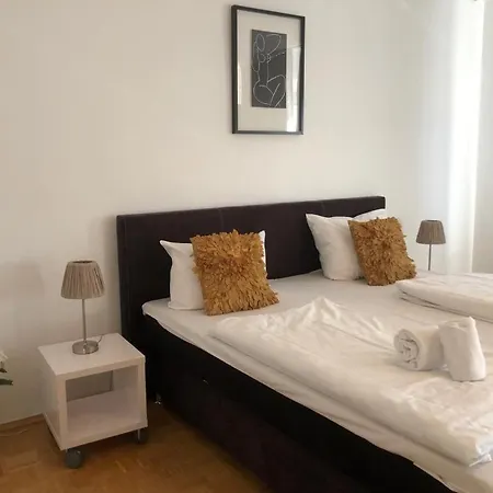 Domapartment City Altstadt Apartment *
