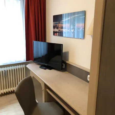 Gaestehaus Wilms Homestay *