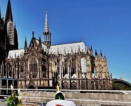 Cityclass Am Dom Hotel 4*