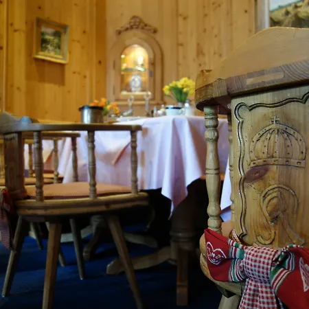 Kaiser Am Wiener Platz Hotel Colonia