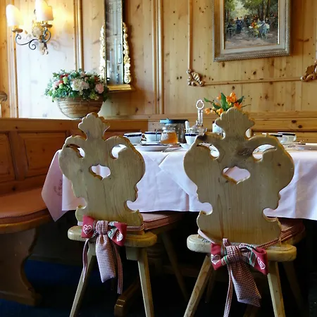Hotel Kaiser Am Wiener Platz 3*