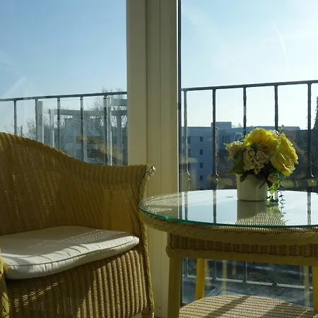 Hotel Kaiser Am Wiener Platz 3*