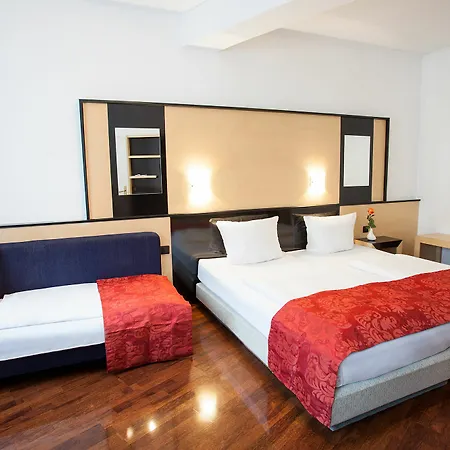 Boutique 003 Am Dom, Trademark Collection By Wyndham Hotel Colonia