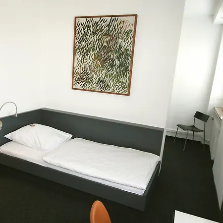 Chelsea Otel