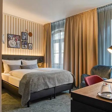 Boutique 026 St. Michael 3* Keulen