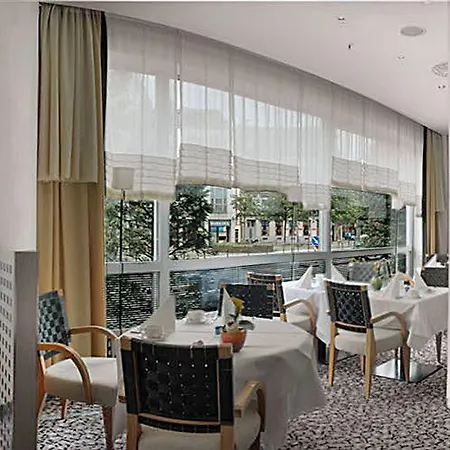 Pullman Hotel 4*