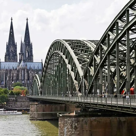 Pullman 4* Cologne