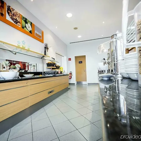Express Muelheim By Ihg 3*