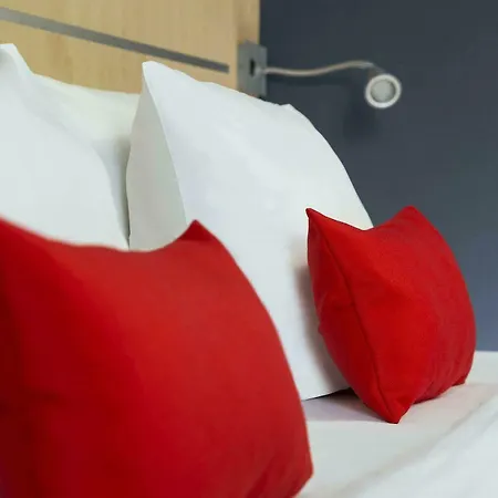 Hotel Express Muelheim By Ihg 3*