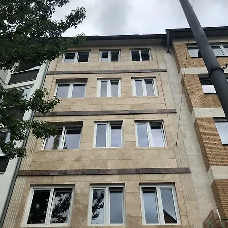 Moji Hotel