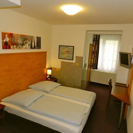 Breslauer Hof Am Dom Hotel 3*