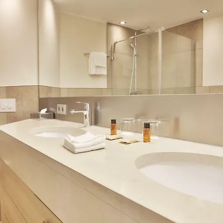 Thegreen Hotel 3*