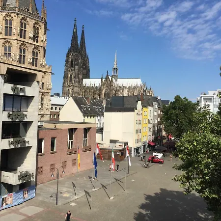 Hotel Koncept Zum Kostbaren Blut 3*
