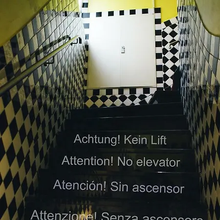 Apartment Checkinn City Cologne