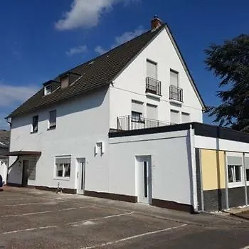 Gastezimmer Zum Neuenhof *