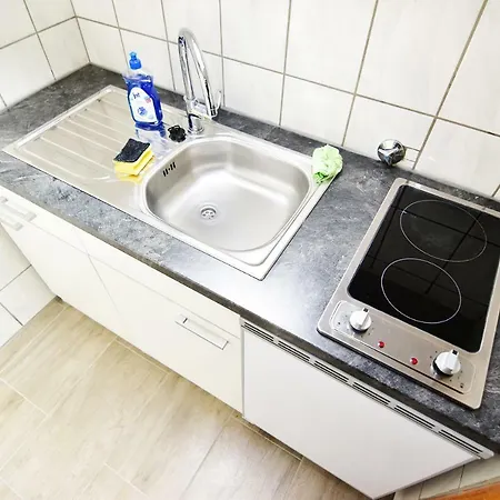 Porz Apartment *