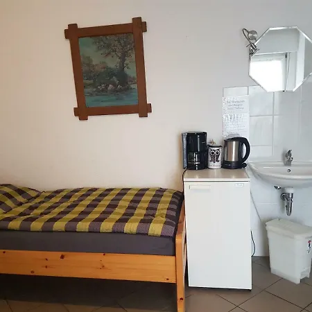 Homestay Gastezimmer Zum Neuenhof Cologne