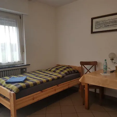 Homestay Gastezimmer Zum Neuenhof *