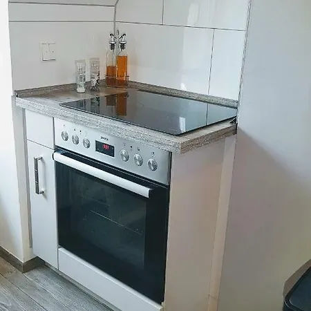 Appartamento Zwei Schicke Mit Parkplatz Colonia
