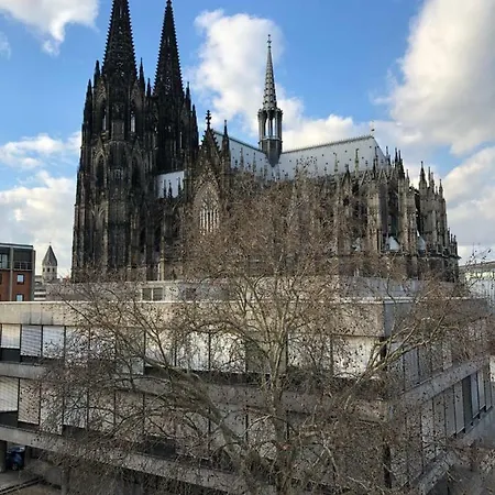 Apartment Domblick! Wunderschone In Der City *