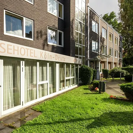 Hotel Messehotel Koeln-deutz Cologne