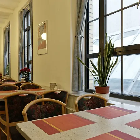 Opera 3* Kolín nad Rýnem