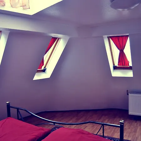 Koelnotel Hostel, & *