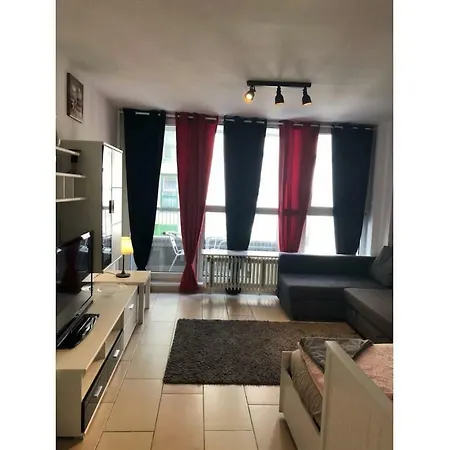Apartment Friesenwall 2 *