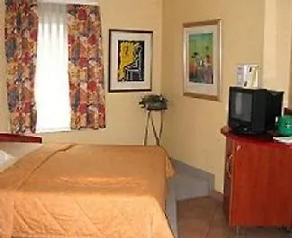 Mado Hotel