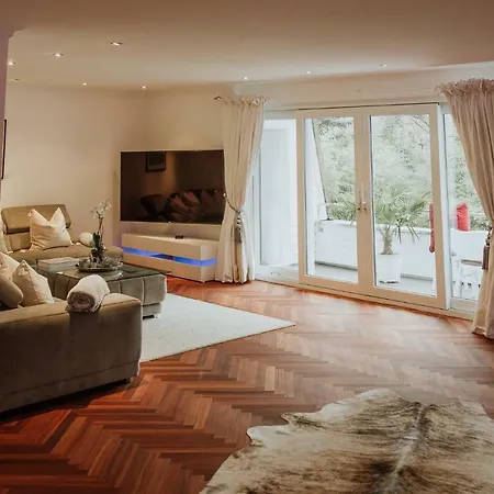 Apartment Luxury & Penthouse