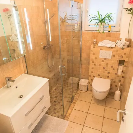 Luxury & Penthouse *